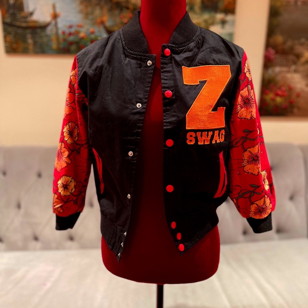 NWT Zendaya #Z Swag Tour Jacket Young Girls